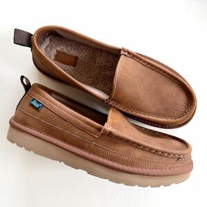 G.H. Bass Men's Slippers Moccasins Brown Size 9 Lined Slip On Shoes Cabincore